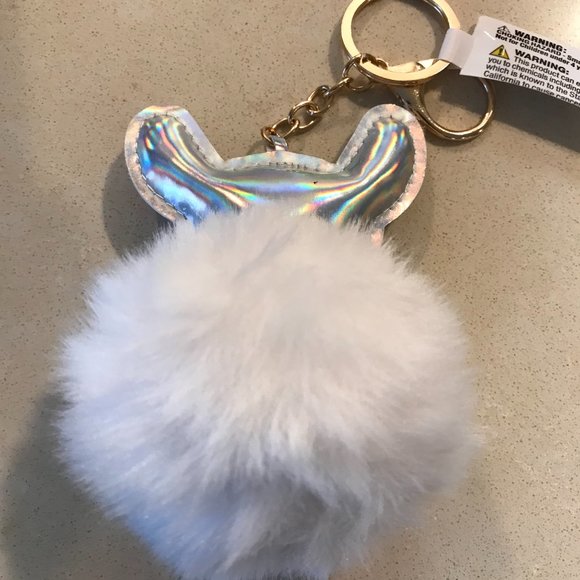 White Puffy Ball Dog Animal Key Chain Keychain & Carabiner Adorable New w/Tags - Picture 3 of 4